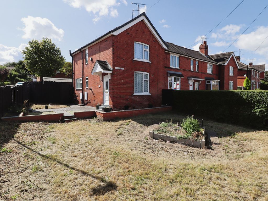 2 bed end terrace house for sale in Coach Road, Rotherham, South