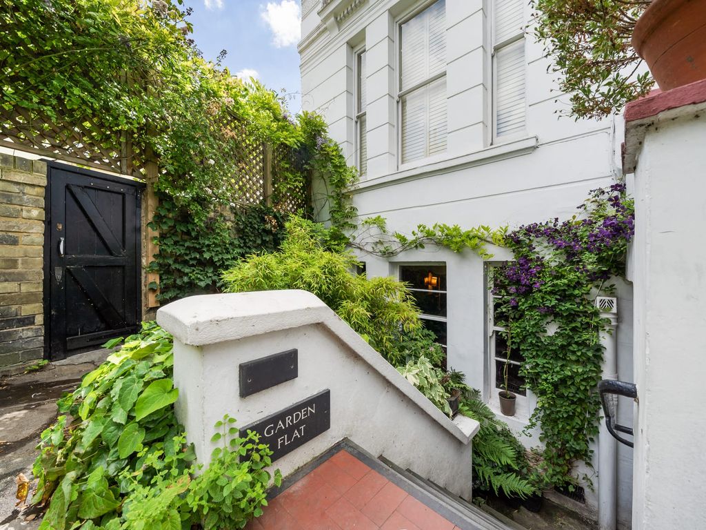 Sunningdale Gardens, London W8  