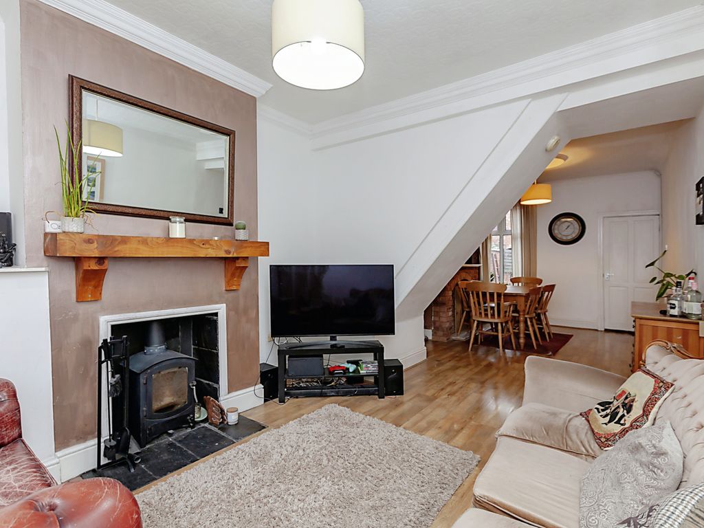 3 bed terraced house for sale in Warwick Street, Leicester LE3 Zoopla