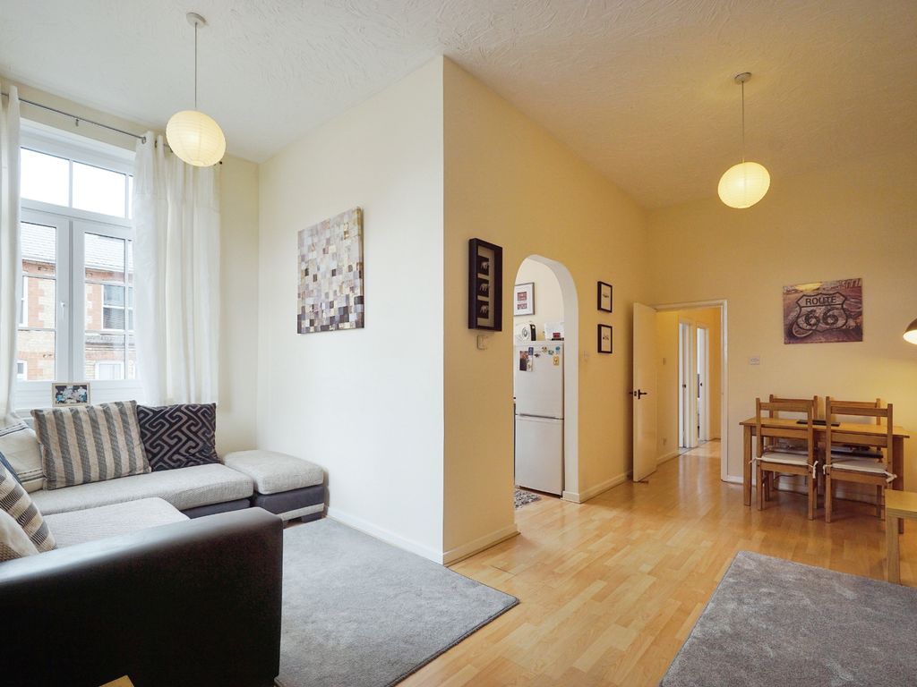2 bed flat for sale in Richmond Road, Taunton TA1 Zoopla