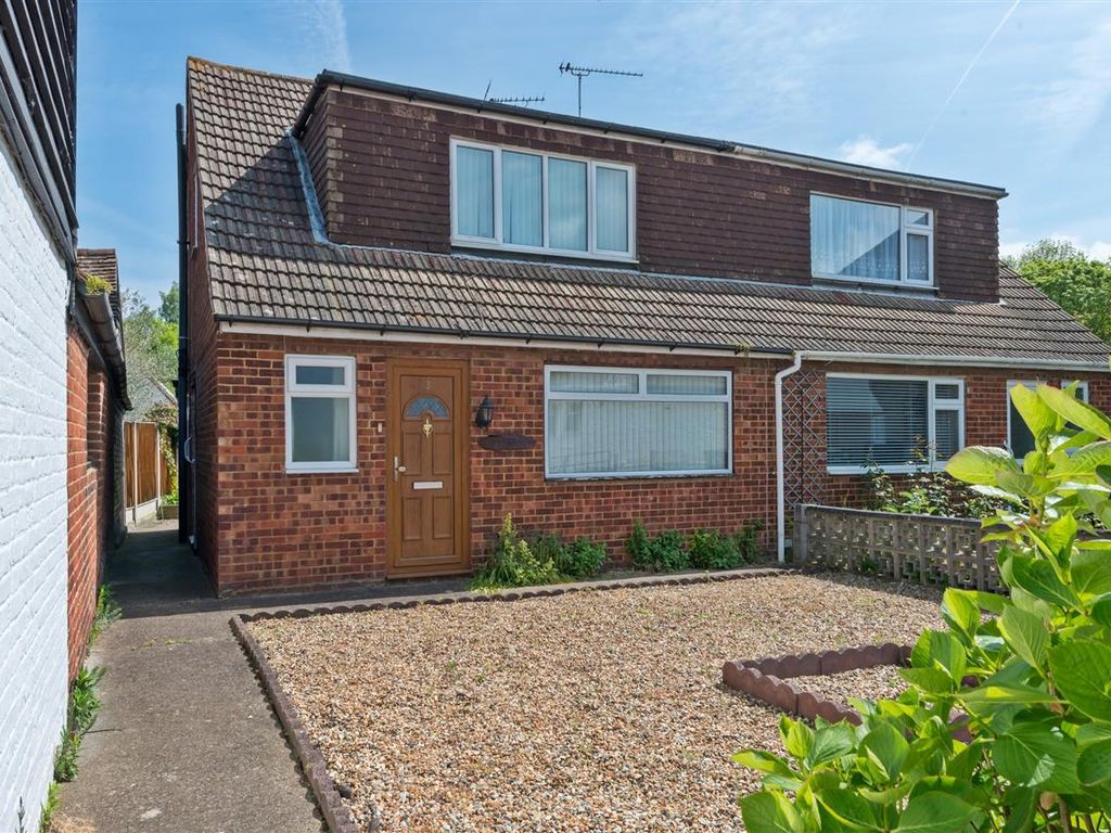 2 bed semidetached house for sale in Fordwich Road, Sturry, Canterbury