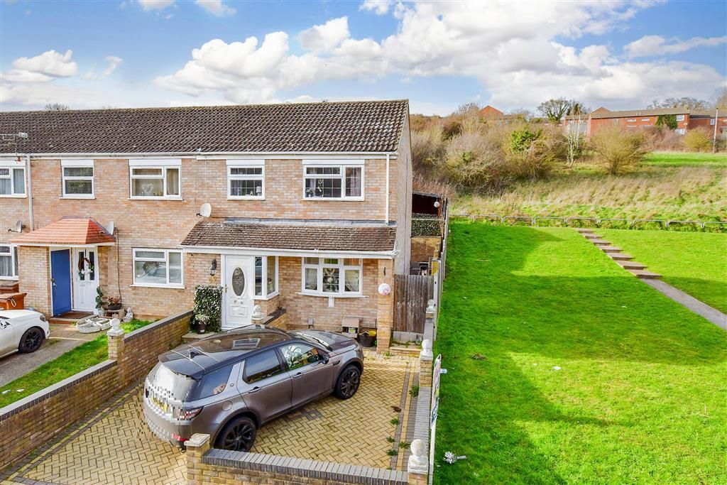 3 bed end terrace house for sale in Kingfisher Drive, Walderslade, Chatham, Kent ME5, £300,000