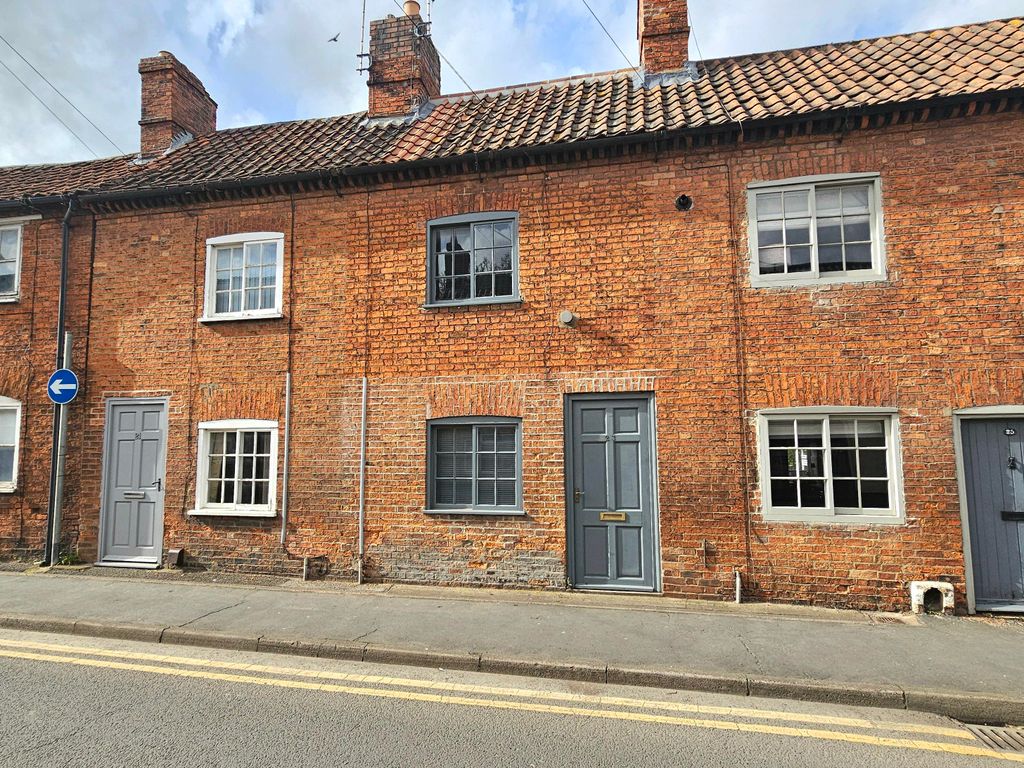 1 bed terraced house for sale in Boston Road, Sleaford NG34, £110,000