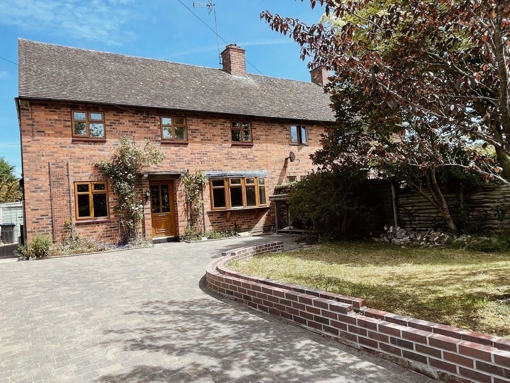 3 bed semidetached house for sale in Plough Lane, Itchington