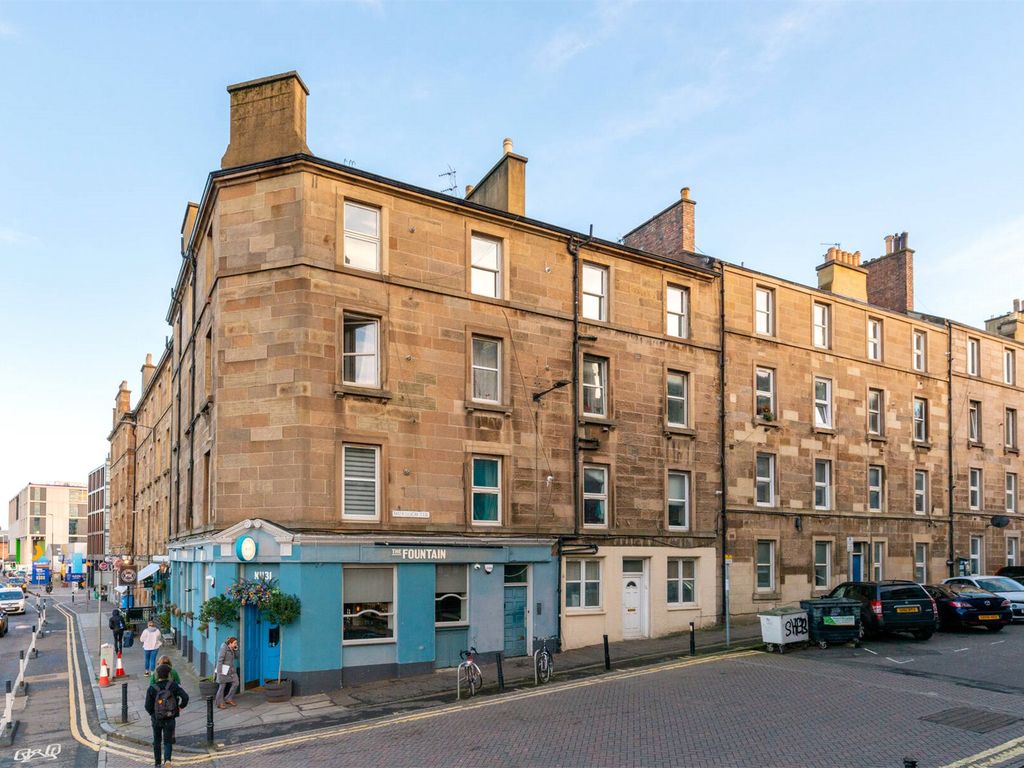2 bed flat for sale in 3F1, Murdoch Terrace, Fountainbridge, Edinburgh