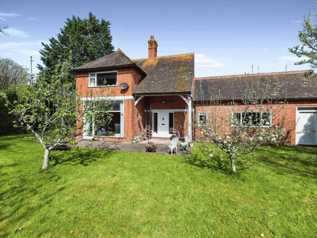 3 bed detached house for sale in Burford, Tenbury Wells WR15 Zoopla