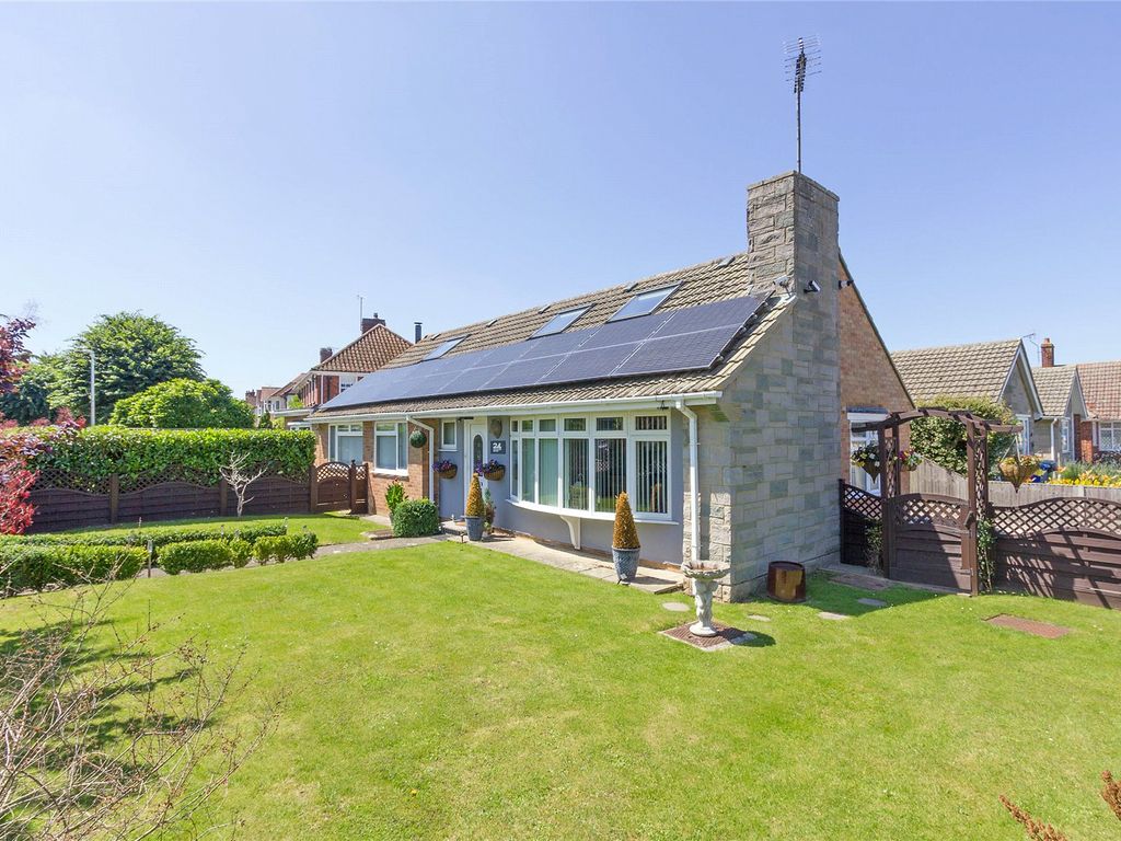 4 bed bungalow for sale in Bradley Drive, Sittingbourne ME10, £475,000