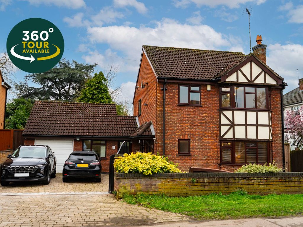 3 bed detached house for sale in Rosemead Drive, Oadby, Leicester LE2