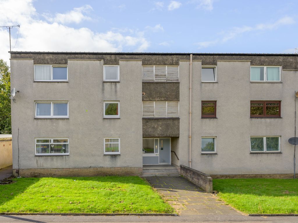2 bed flat for sale in Irving Court, Falkirk FK1, £65,000 Zoopla