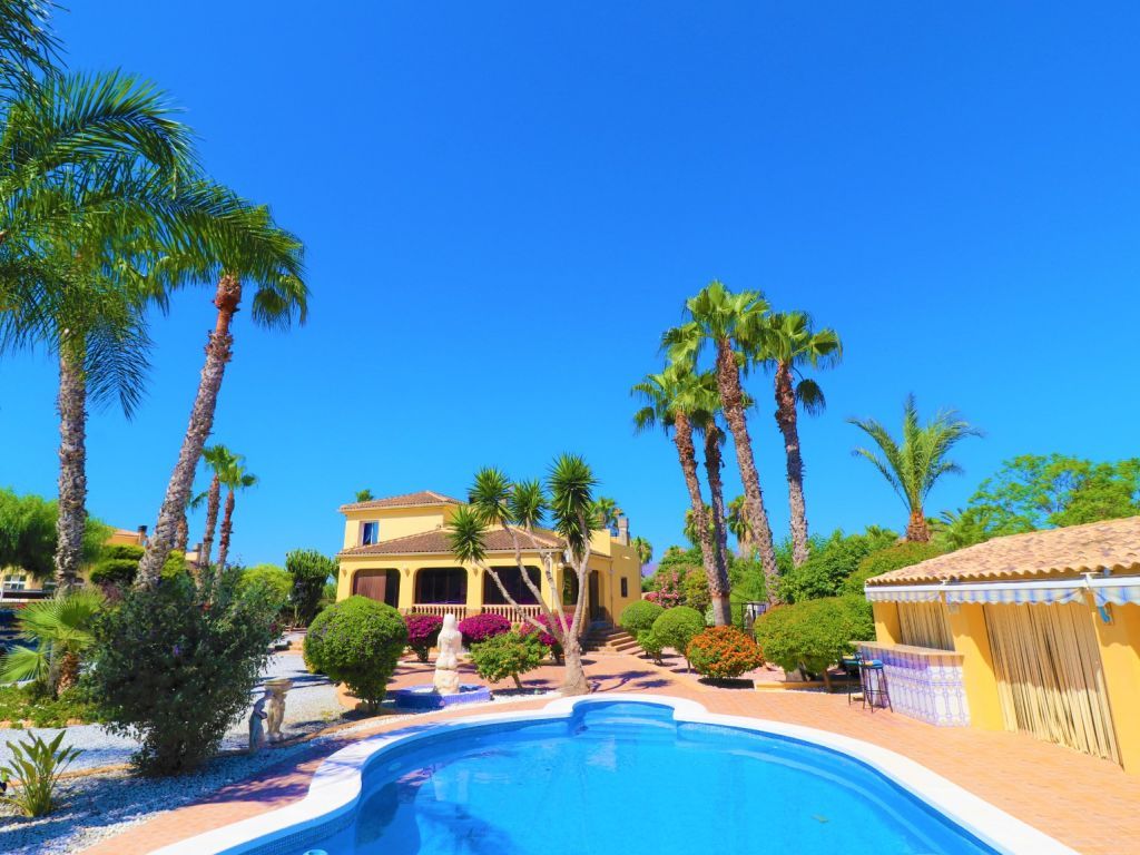 6 bed country house for sale in 03158 Catral, Alicante, Spain Zoopla