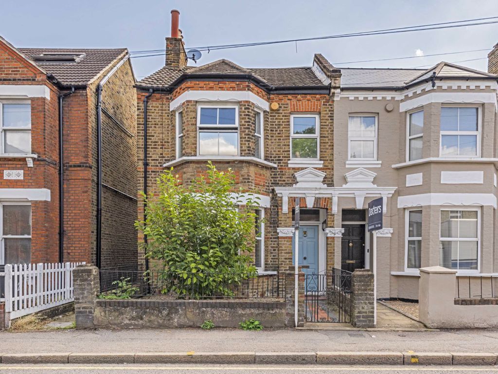 3 bed semidetached house for sale in Hawks Road, Norbiton, Kingston