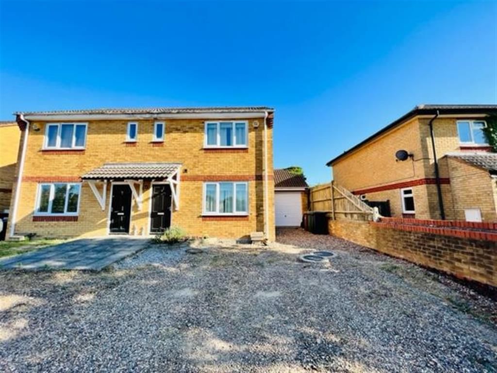 3 bed semidetached house for sale in Cleve Place, Eye, Peterborough