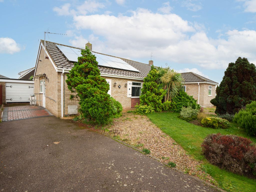 2 bed semidetached bungalow for sale in The Paddocks, Old Catton