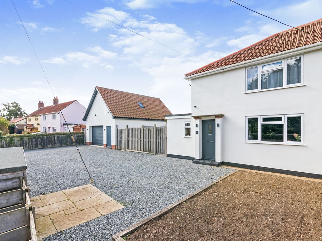 2 bed semidetached house for sale in Upland Terrace, Norwich Road