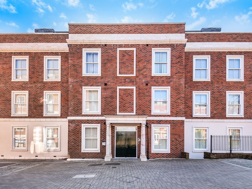 2 bed flat for sale in Flagstaff Green, Gosport PO12 Zoopla