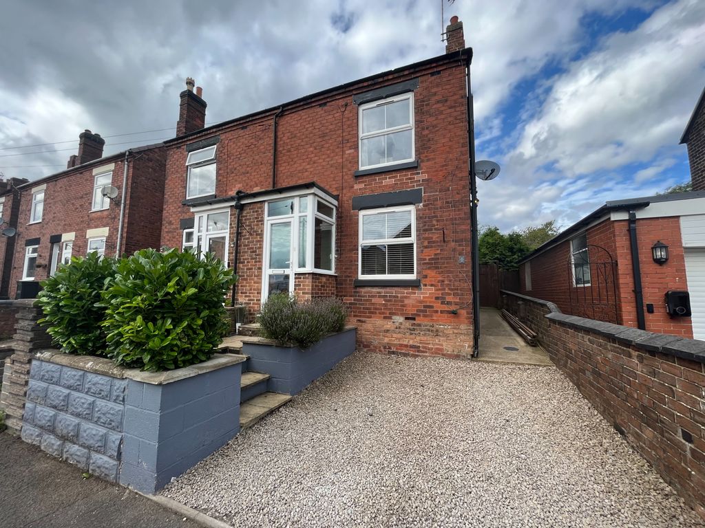 3 bed semidetached house for sale in Court Street, Woodville