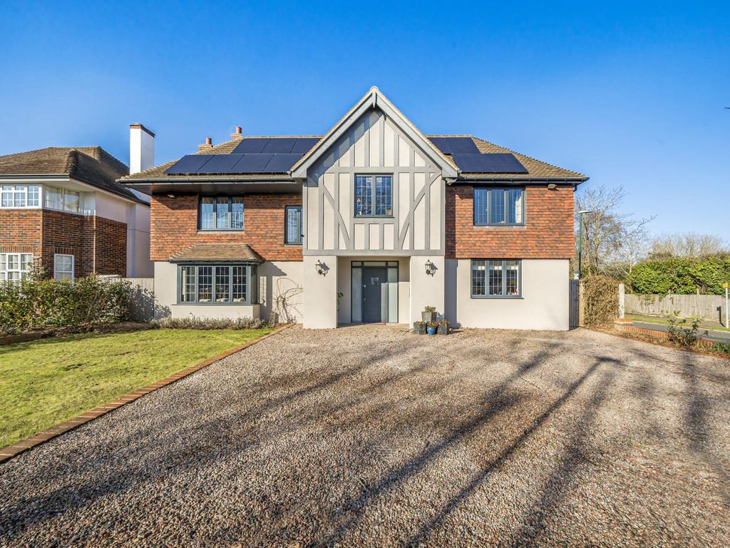 5 bed detached house for sale in The Gallop, Sutton SM2 Zoopla