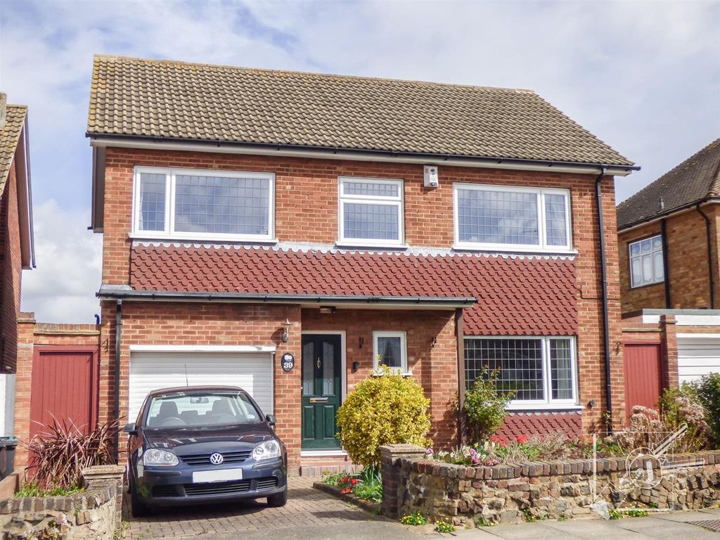 4 bed property for sale in St. Francis Avenue, Riverview Park