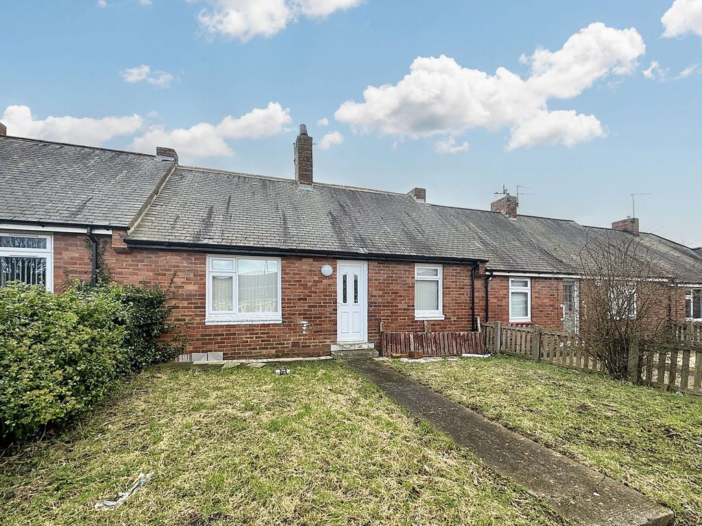 2 bed bungalow for sale in Thames Street, Easington Lane, Houghton Le