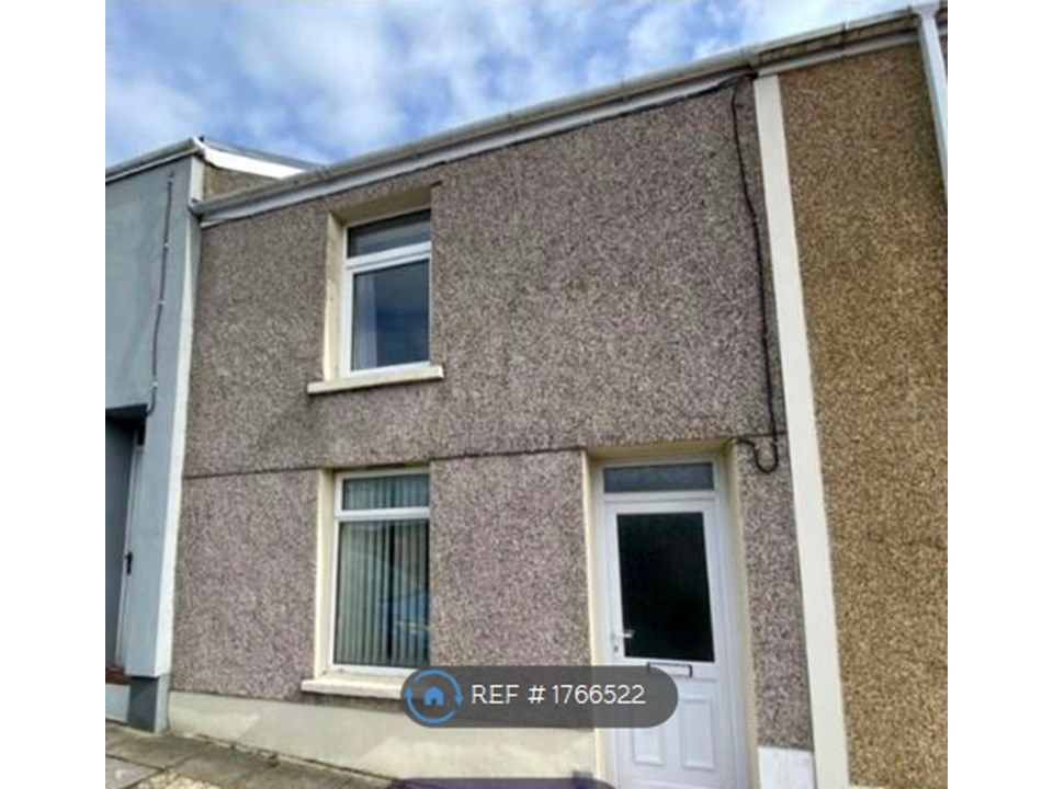 2 bed terraced house to rent in York Terrace, Tredegar NP22