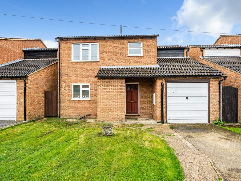 3 bed detached house for sale in Aysgarth Park, Maidenhead SL6, £