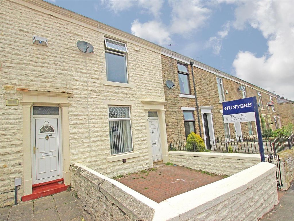 2 bed terraced house to rent in Lynwood Avenue, Darwen BB3, £650 pcm