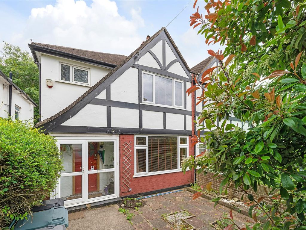 3 bed semidetached house for sale in Watermead Road, Catford SE6, £600,000 Zoopla