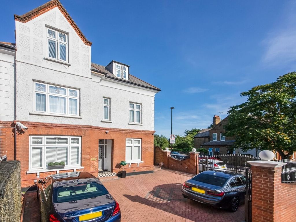7 bed detached house for sale in Woolstone Road, Forest Hill, London