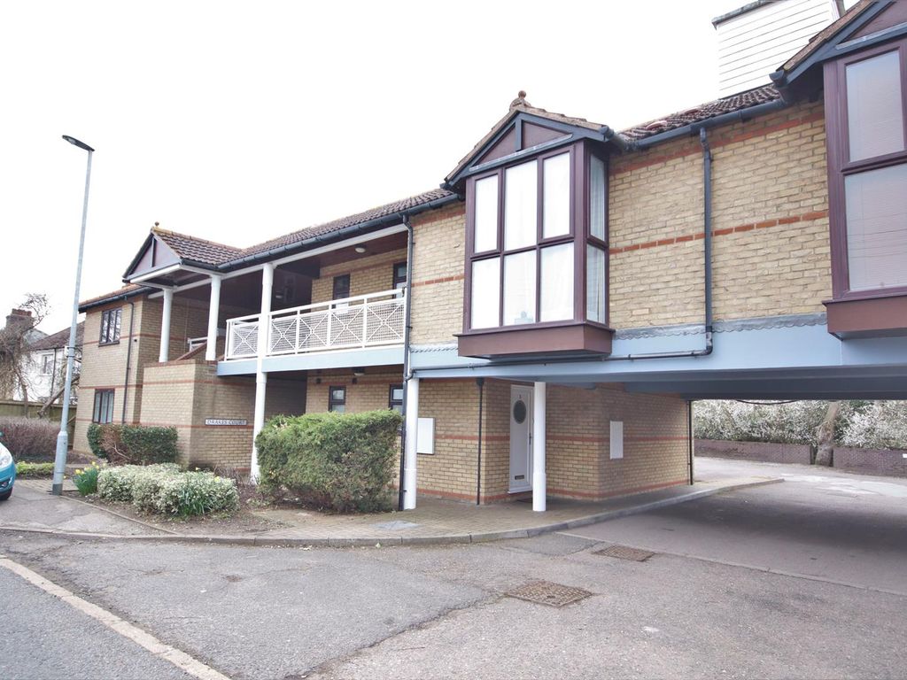 Studio to rent in High Street, Longstanton, Cambridge CB24, £800 pcm