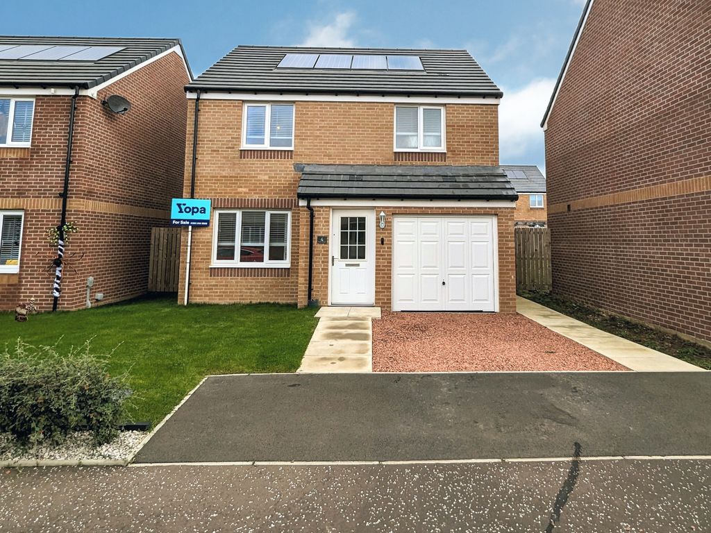 3 bed detached house for sale in Lambie Avenue, Law, Carluke ML8, £