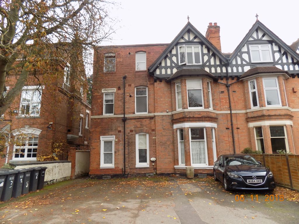 1 bed flat to rent in St Bernards Road, Solihull B92, £850 pcm Zoopla
