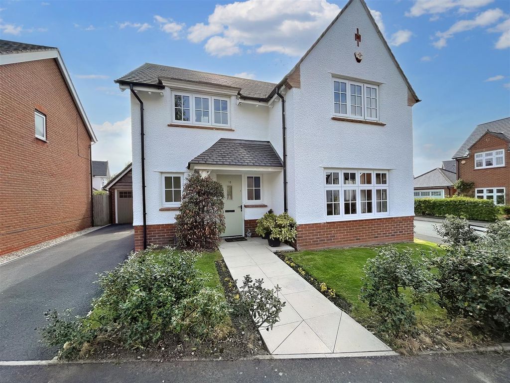 4 bed detached house for sale in Over Ashberry, West Timperley