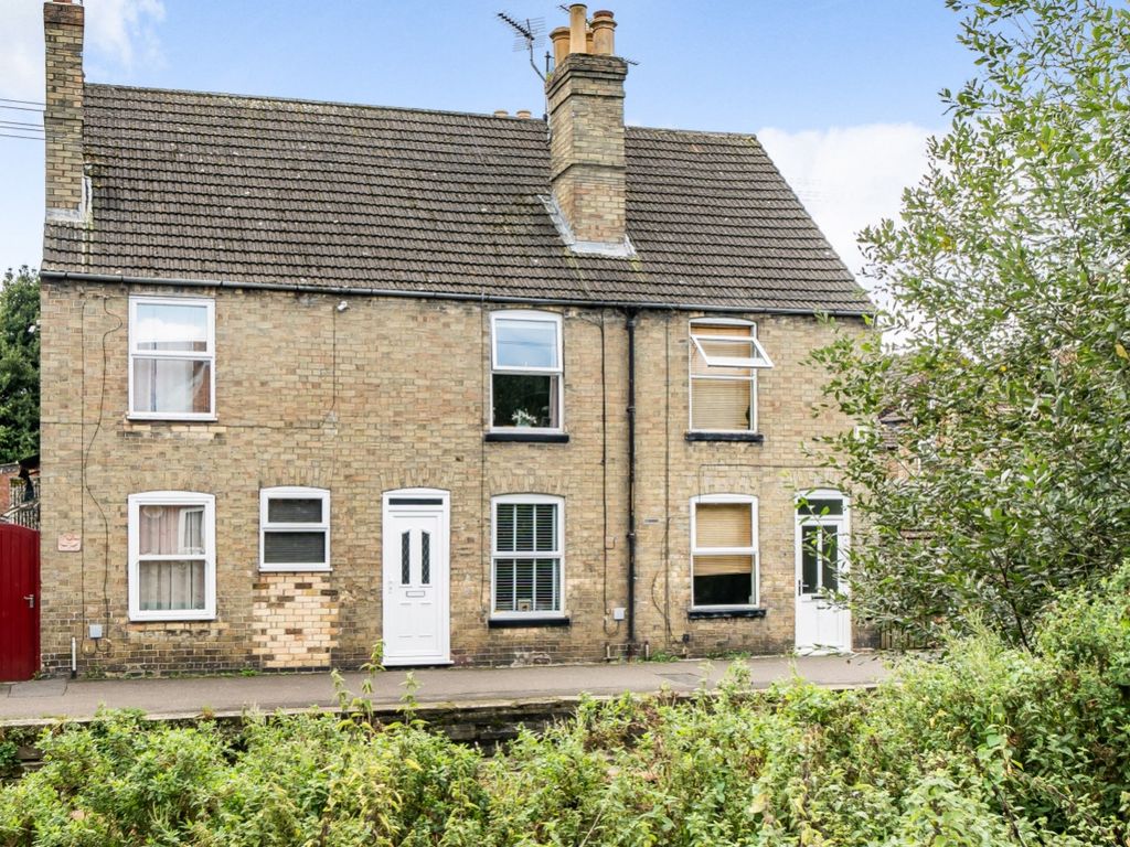 2 bed cottage for sale in East Banks, Sleaford NG34, £125,000 Zoopla