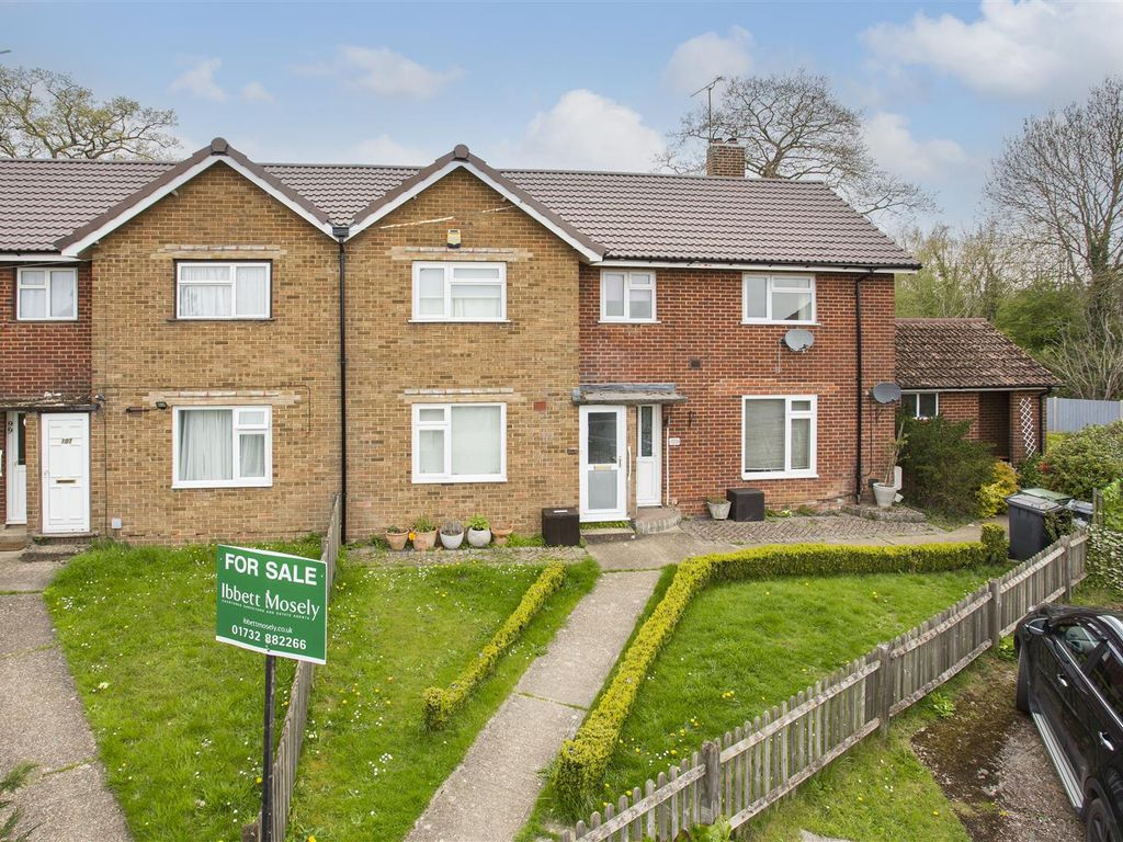 2 bed for sale in Fairfield Road, Borough Green, Sevenoaks