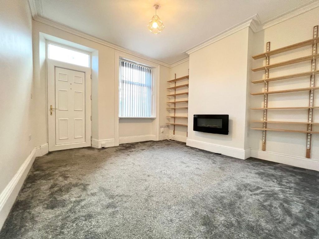 3 bed property to rent in Halifax Road, Sheffield S6, £800 pcm Zoopla