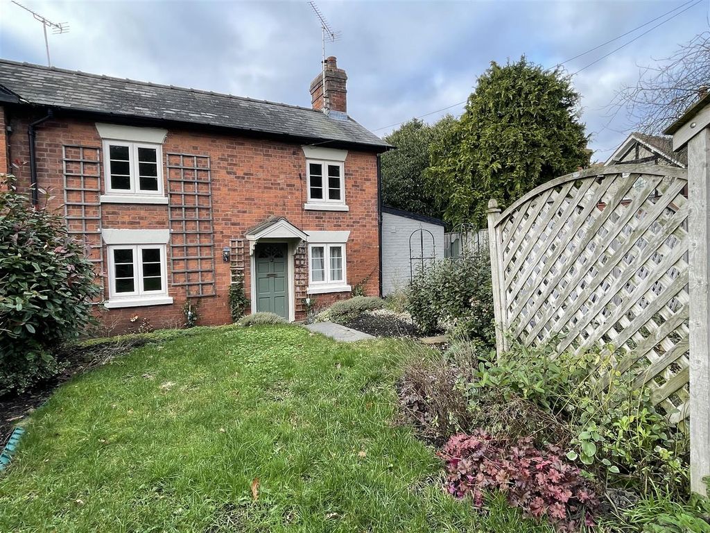 2 bed cottage for sale in Kingsland, Leominster HR6, £285,000 Zoopla