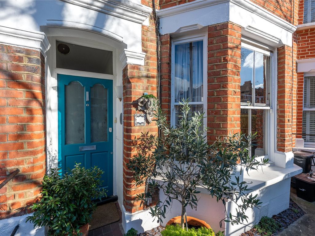 4 bed detached house for sale in Pentney Road, London SW12 Zoopla