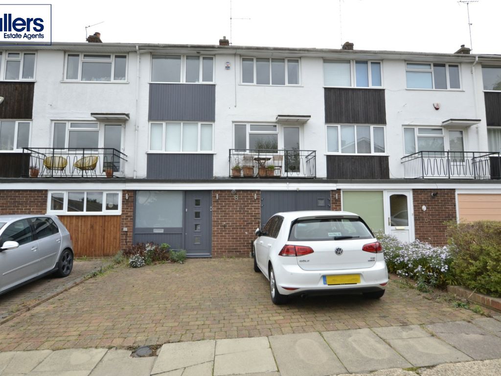 4 bed town house for sale in Hill House Close, Winchmore Hill N21 Zoopla