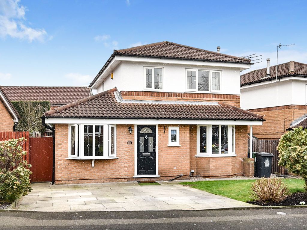 4 bed detached house for sale in Westminster Way, Dukinfield, Greater