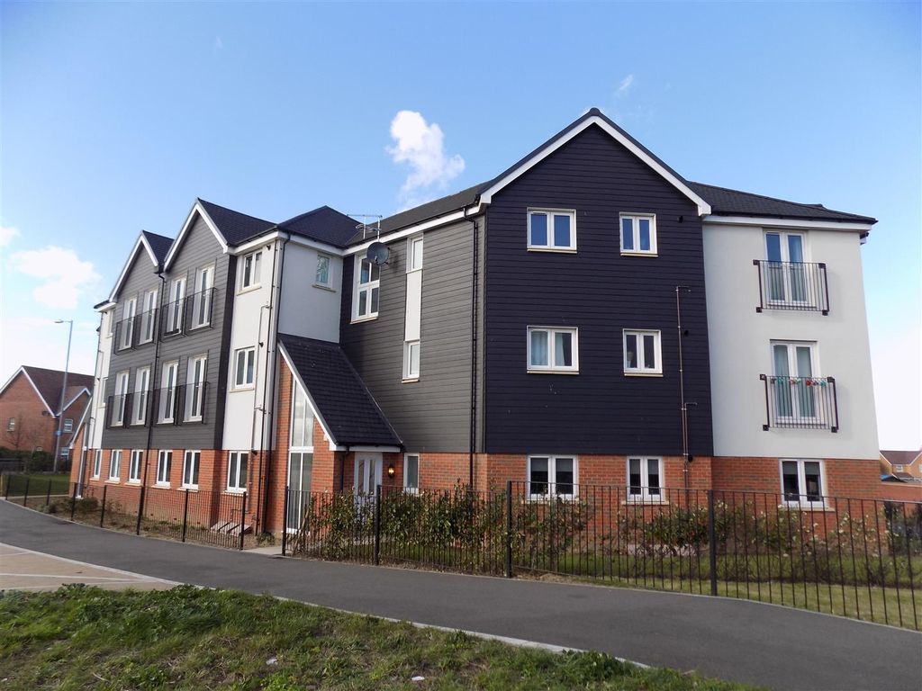 2 bed flat to rent in Castle Drive, Margate, Margate CT9 Zoopla