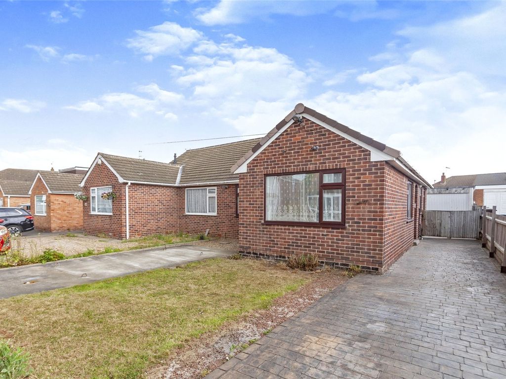 3 bed bungalow for sale in Mowbray Drive, Syston, Leicester LE7 Zoopla