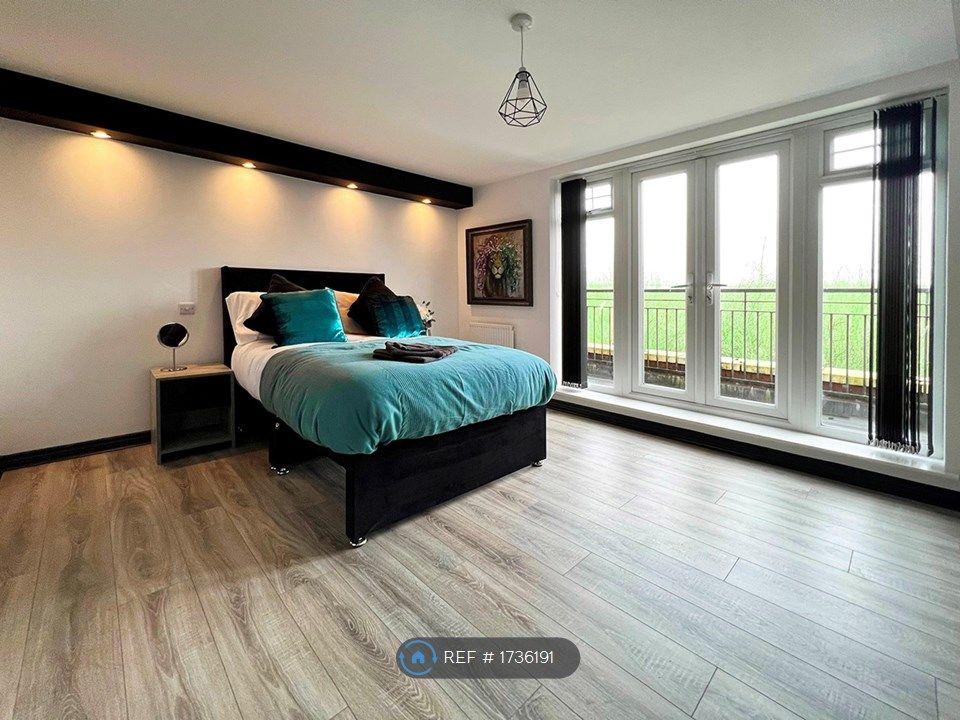 Room to rent in Snowgoose Way, NewcastleUnderLyme ST5 Zoopla