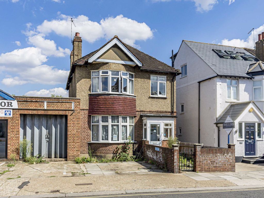 3 bed detached house for sale in Waldegrave Road, Teddington TW11 Zoopla