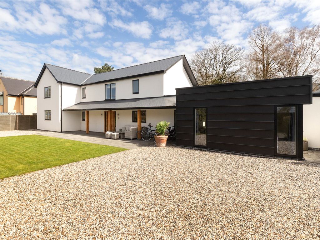 5 bed detached house for sale in Lansdowne Road, Cambridge CB3, £