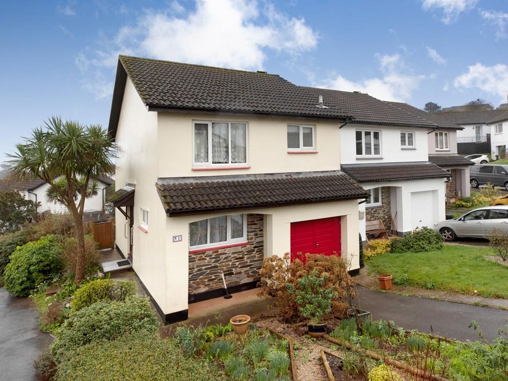 3 bed detached house for sale in Haytor Close, Teignmouth TQ14, £