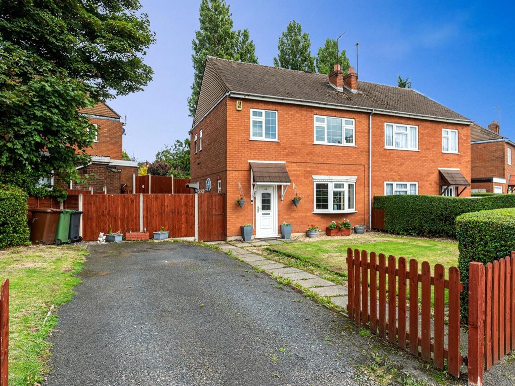 3 bed semidetached house for sale in Sneyd Hall Road, Bloxwich
