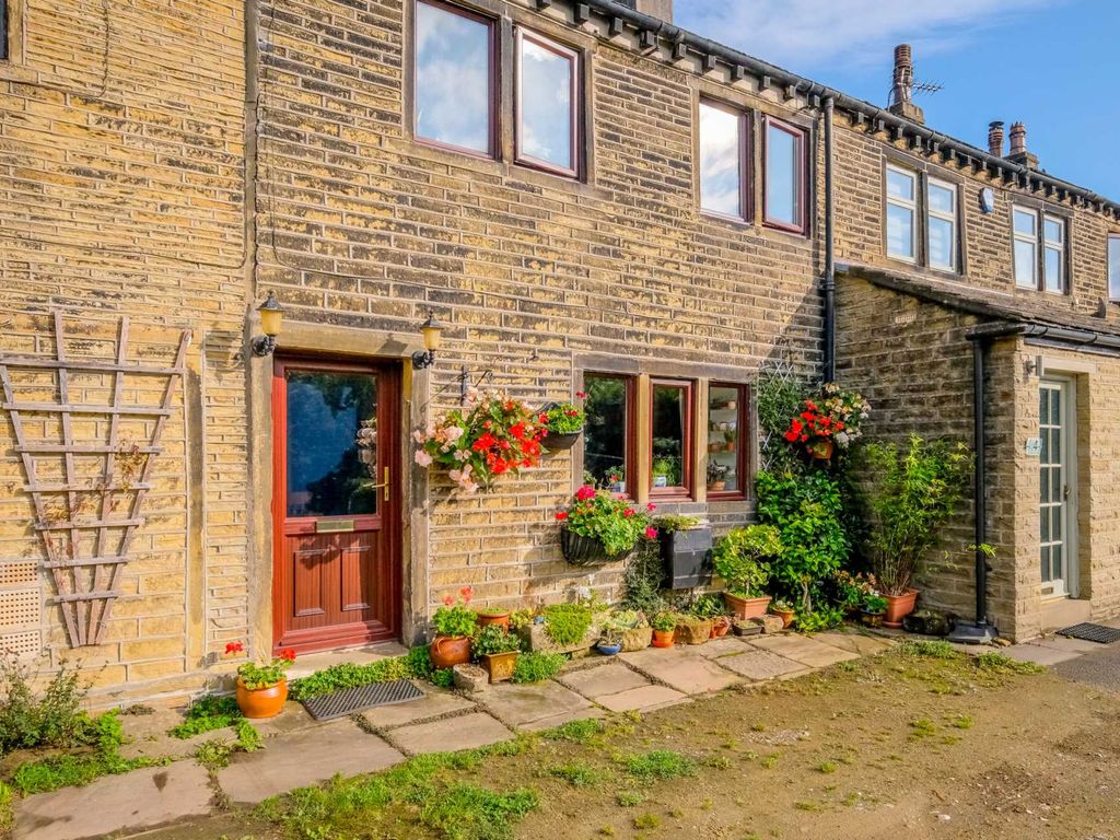 2 bed cottage for sale in Sunny Bank, Sandy Lane, South Crossland HD4