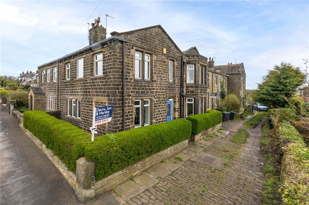 3 bed terraced house for sale in Greenley Hill, Wilsden, Bradford, West