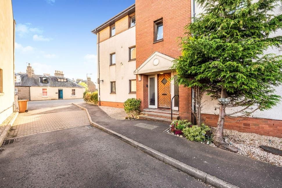 2 bed flat to rent in Brook Street, Broughty Ferry, Dundee DD5 Zoopla