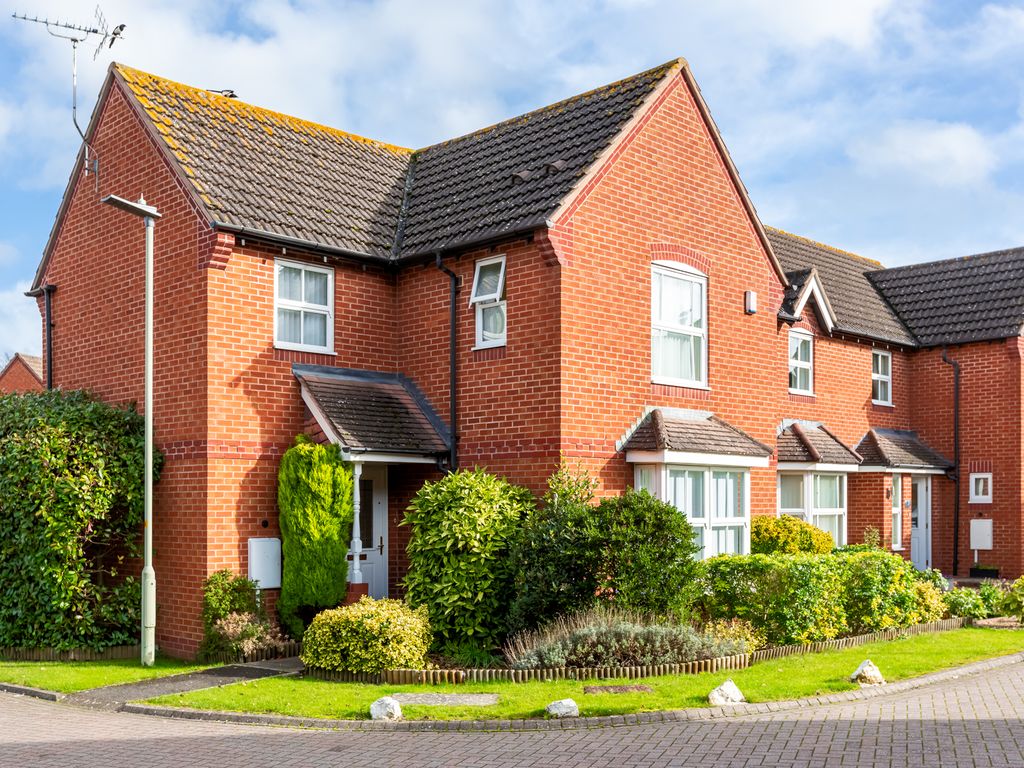 3 bed detached house for sale in Kaskelot Way, Hempsted, Gloucester GL2